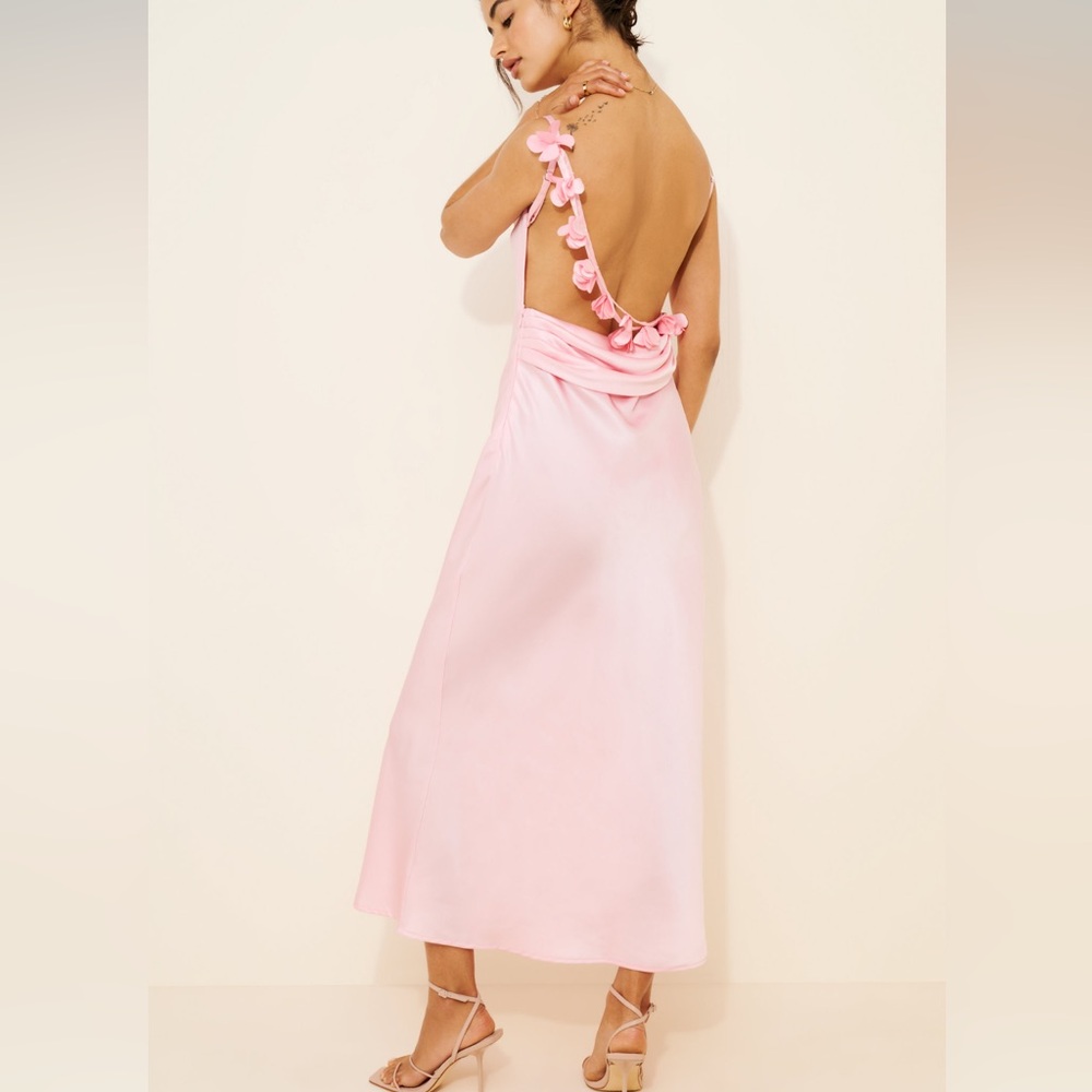 Lulus Pandora Flower Back Dress, light pink, size M.